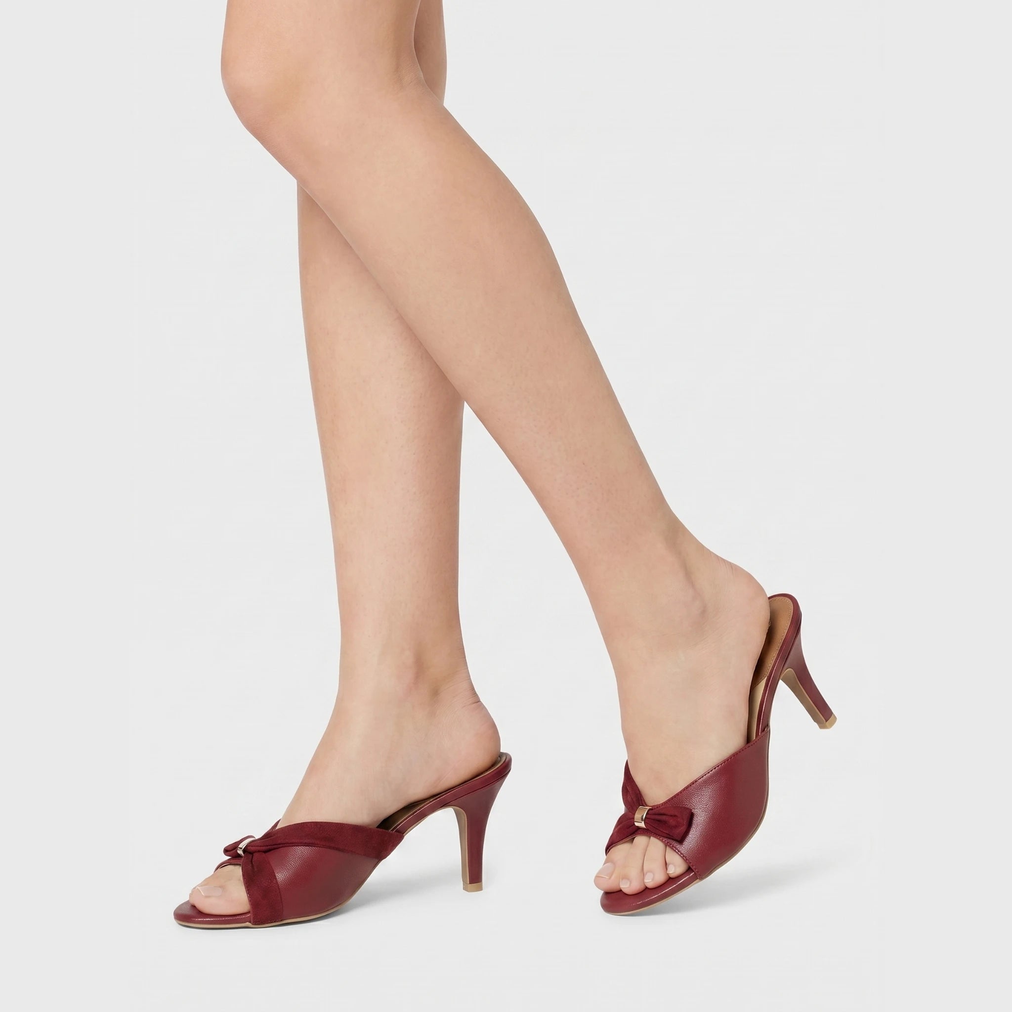 SOLVIANE CHERRY SUEDE MULE HEEL